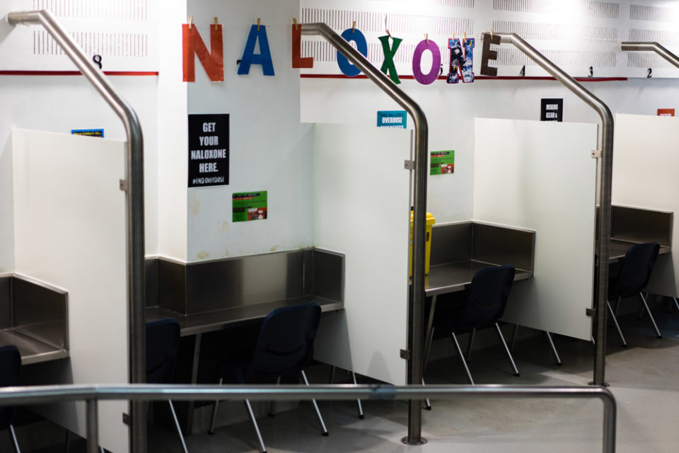 Canada Quietly Lifts Ban on Peer Injection Assistance at Safe