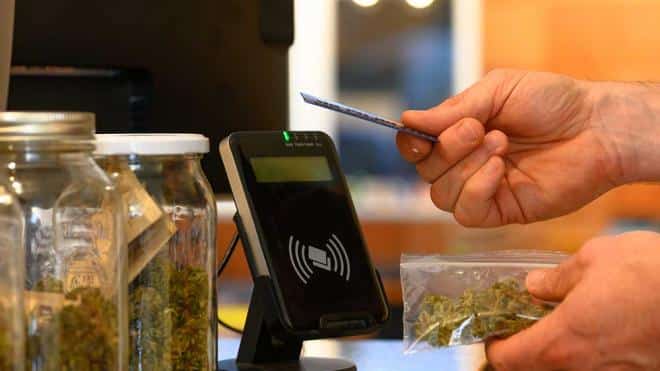Virginia Gov. Vetoes “Rushed” Launch of Retail Cannabis Market